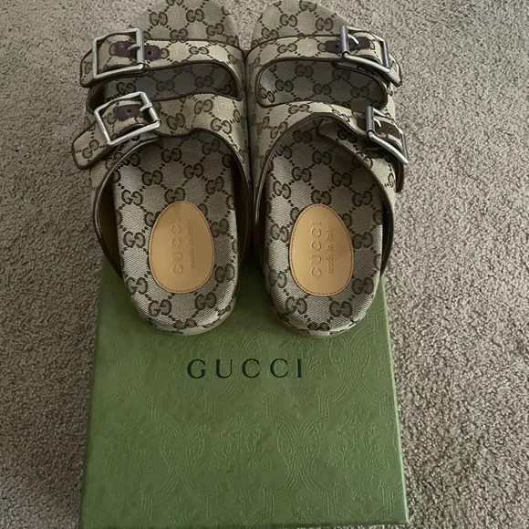 Gucci slides - Picture 1 of 7